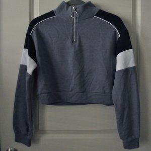 H&M Cropped O-Ring Quarter Zip Sweatshirt, XS